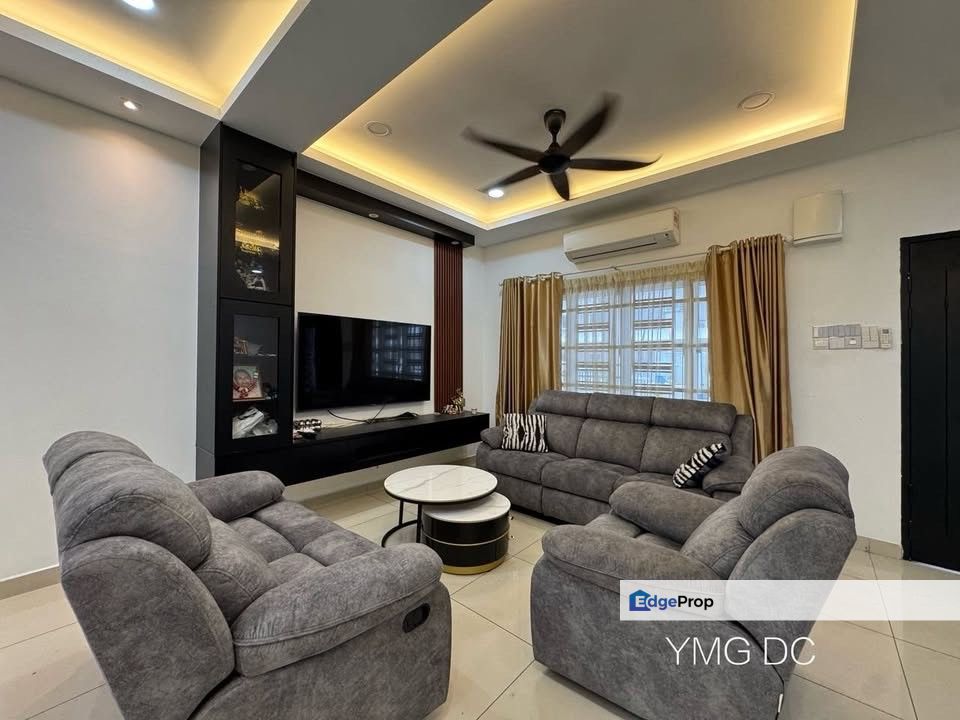 Taman Sentosa Klang 2-Storey 20x75 Renovated TipTop Condition , Selangor, Klang