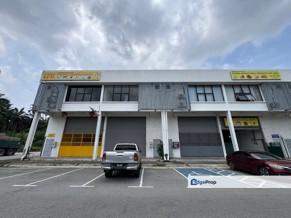 Taman Klang Utama 1.5 Terrance Lonk Factory good for investment , Selangor, Klang
