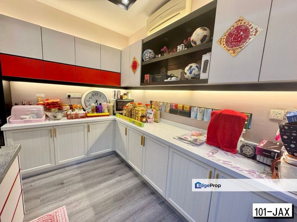 Ambang Botanic 2 @ 2-Storey 24x75 Renovated Ready Move In Good Condition, Selangor, Port Klang