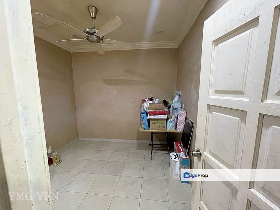 Taman Sentosa Klang 1-Storey 20x65 Renovated Extended Good Condition, Selangor, Klang