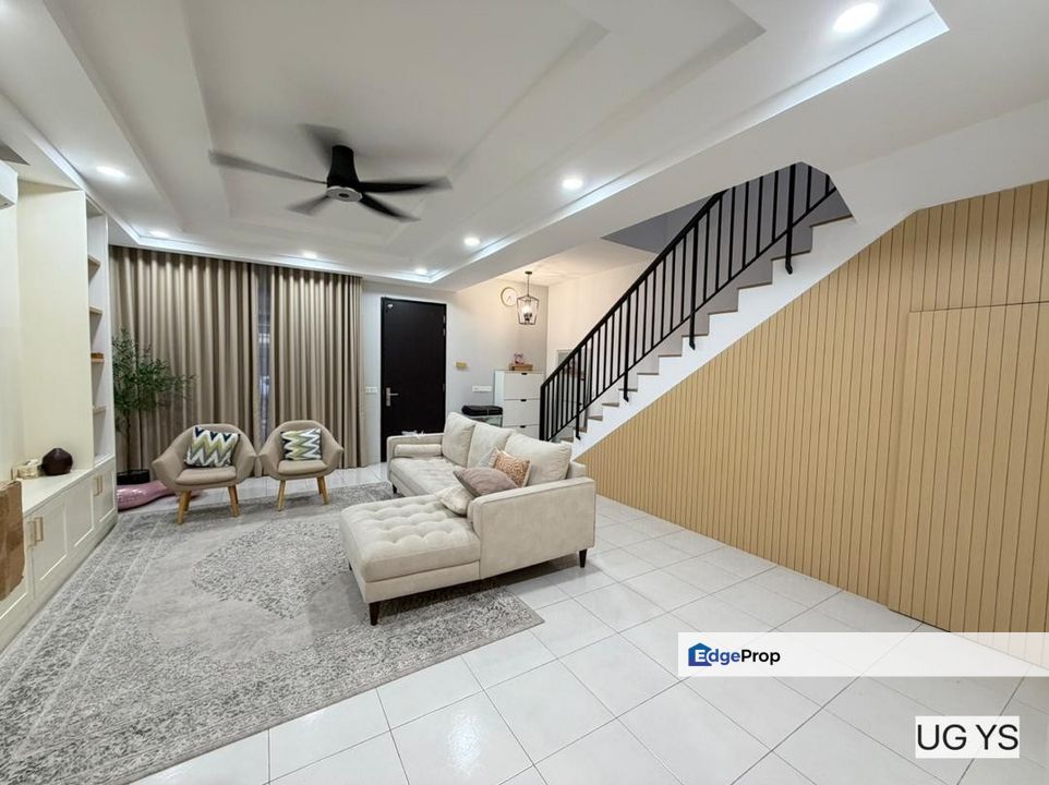 Elsa Bandar Bukit Raja 2-Storey Renovated Extended Furnished Ready Move In , Selangor, Klang