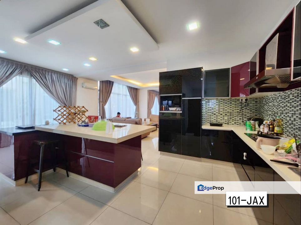 Bandar Parklands Klang 2-Storey Semi-D Renovated Extended Face Open Good Condition, Selangor, Klang