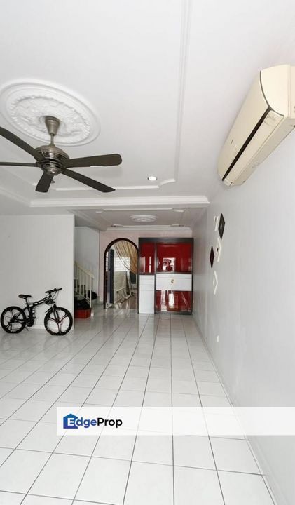 Bayu Perdana Klang 2-Storey Endlot 20x75 Renovated Extended Good Condition, Selangor, Klang