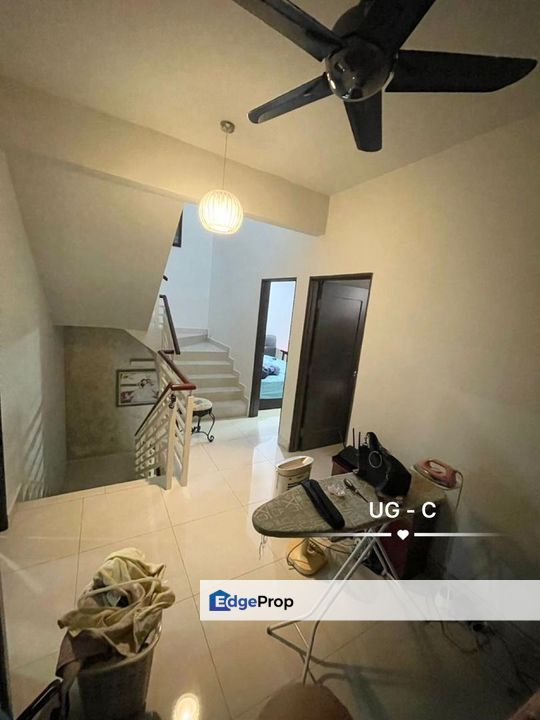 Bandar Puteri Klang Cassava 2.5-Storey 22x75 Renovated Good Condition , Selangor, Klang