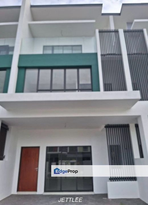 Taman Teluk Pulai Klang 2.5-Storey 19ft x 73ft Brand New Basic Unit Extended , Selangor, Klang