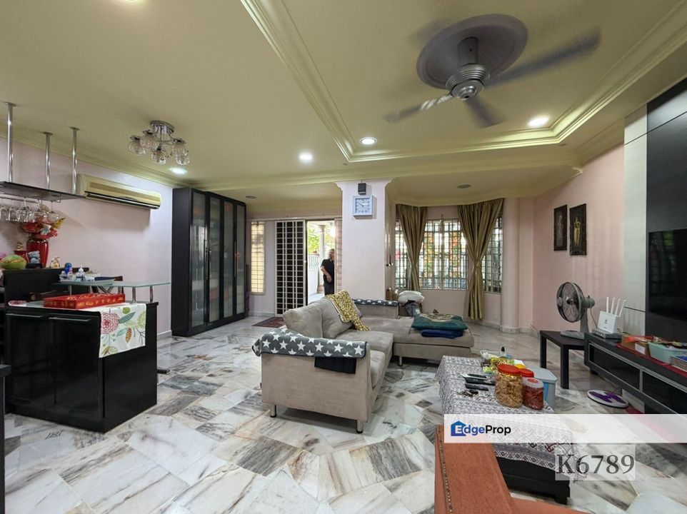 Jalan Muda Meru 2-Storey 20x70 Renovated Extended Good Condition , Selangor, Klang