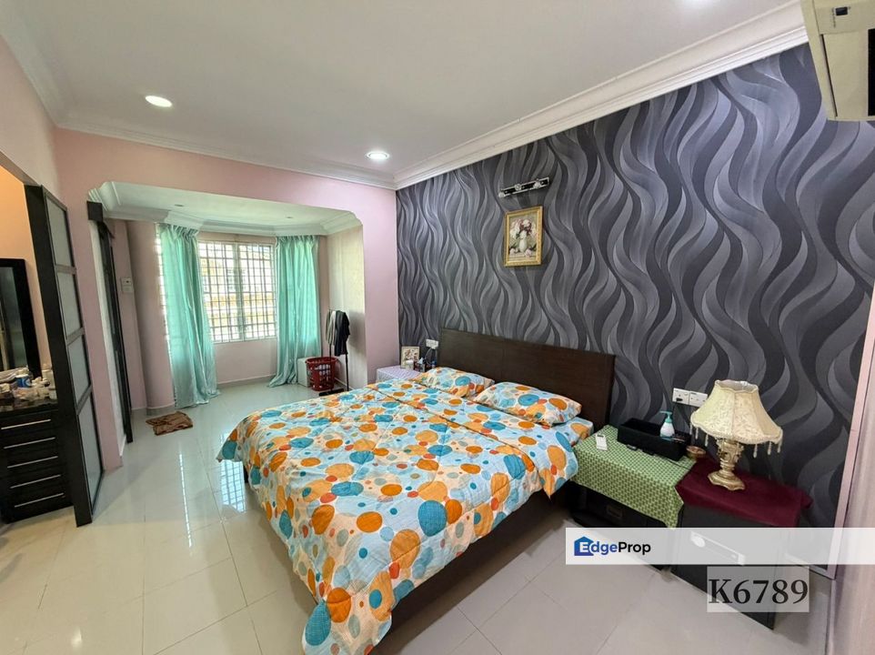 Jalan Muda Meru 2-Storey 20x70 Renovated Extended Good Condition , Selangor, Klang