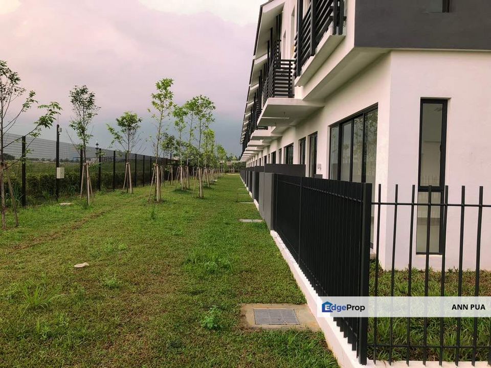 WISTERIA END LOT AT BANDAR RIMBAYU FOR SALE, Selangor, Telok Panglima Garang
