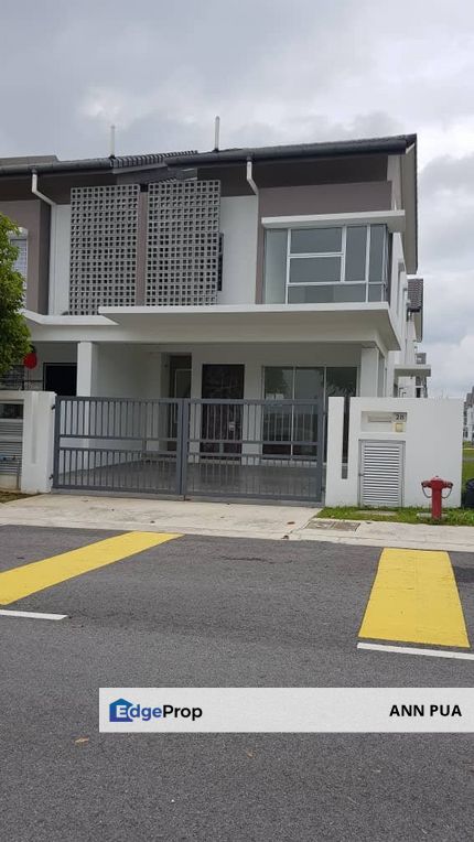 DOUBLE STOREY AT PENDULINE@ BANDAR RIMBAYU END LOT, Selangor, Klang