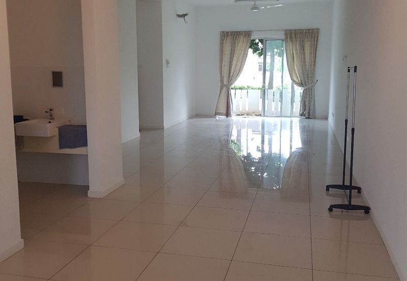 Arahsia Residences, Tropicana Aman