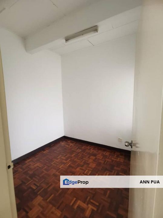 APARTMENT AT GOODYEAR COURT 2, USJ FOR SALE, Selangor, USJ