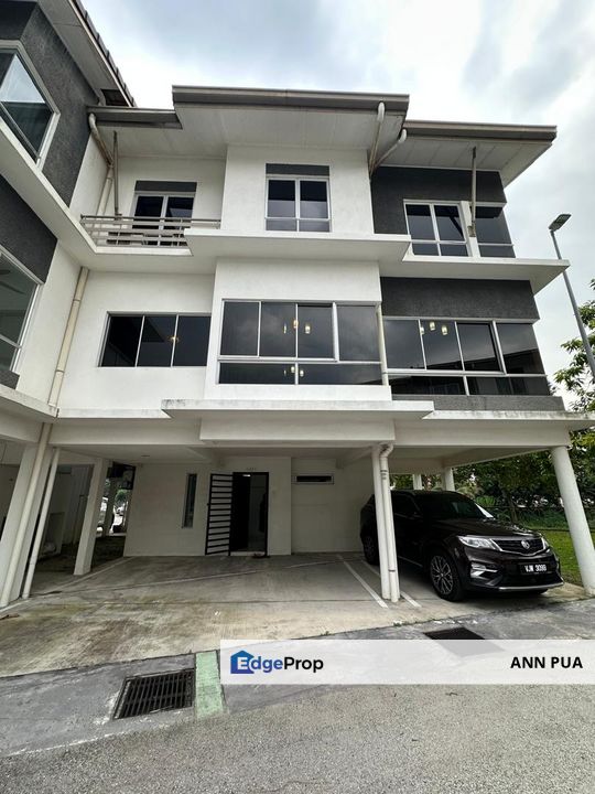 LAGOON RESIDENCE 3 STOREY TOWNHOUSE FOR SALE, Selangor, Kota Kemuning