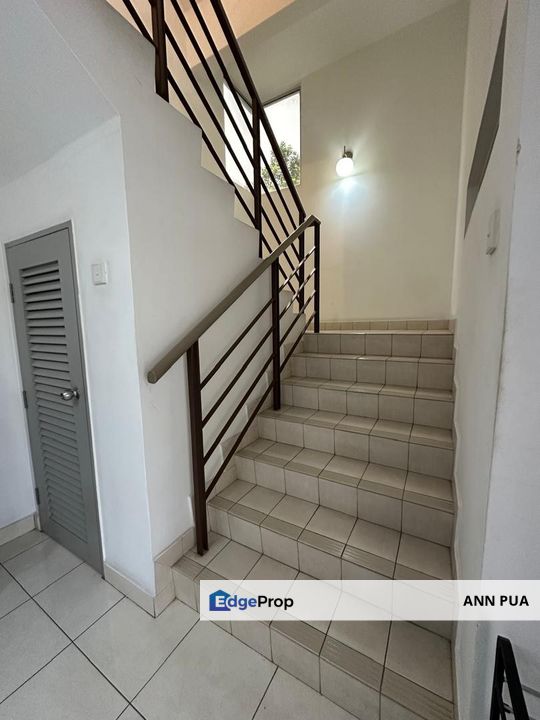 LAGOON RESIDENCE 3 STOREY TOWNHOUSE FOR SALE, Selangor, Kota Kemuning