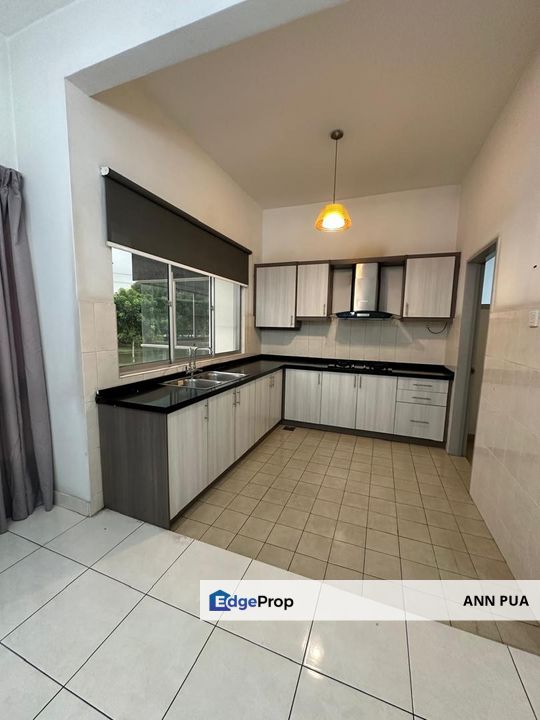 LAGOON RESIDENCE 3 STOREY TOWNHOUSE FOR SALE, Selangor, Kota Kemuning