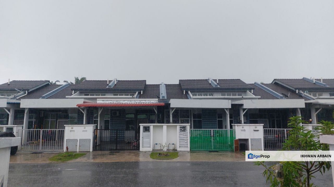 Single Storey Jalan Murai Taman Bentara Telok Panglima Garang Near Ijm ...