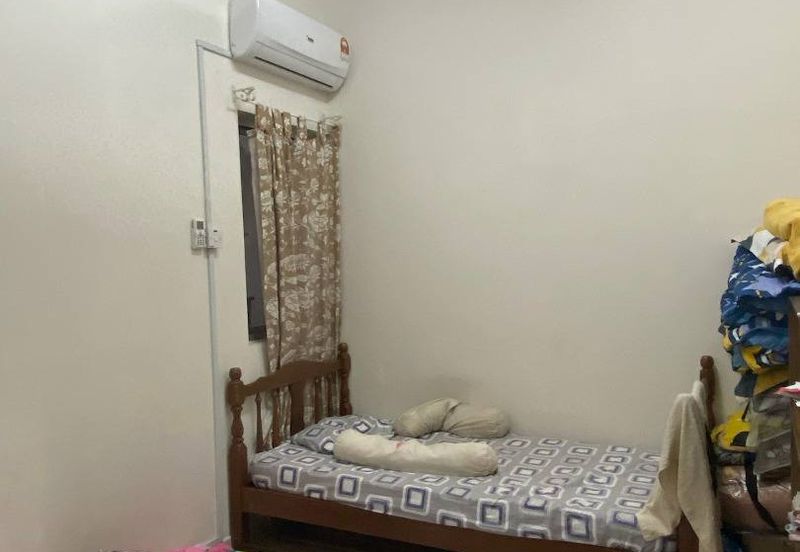 Pinggiran Sungai Buloh