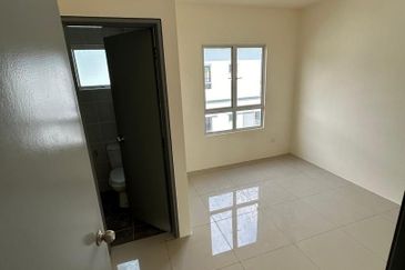 Rumah Teres 2 Tingkat di Ritma Perdana, Bandar Puncak Alam Selangor for sale. 