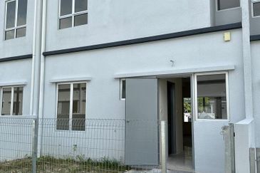 Rumah Teres 2 Tingkat di Ritma Perdana, Bandar Puncak Alam Selangor for sale. 