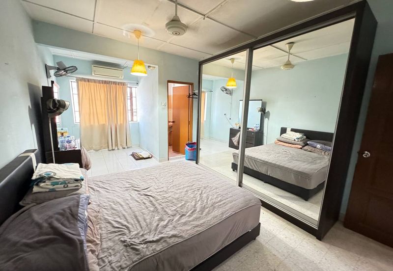 Seksyen 11, Shah Alam