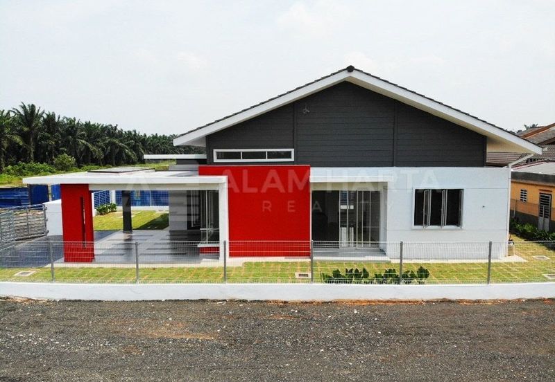 Pulau Indah ( Pulau Lumut )