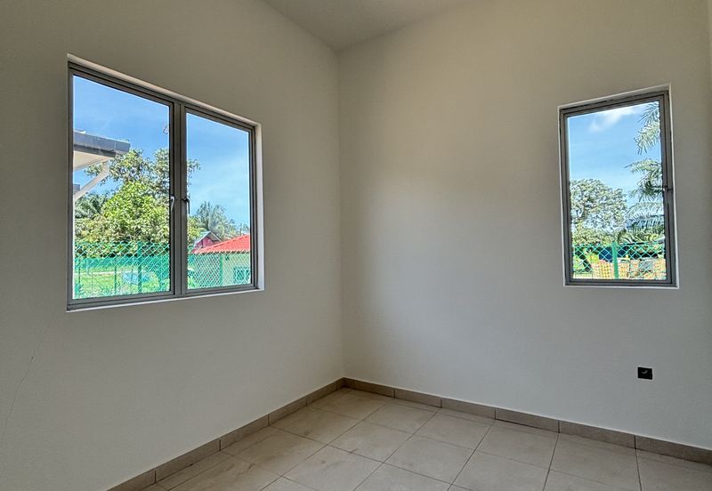 Pulau Indah ( Pulau Lumut )