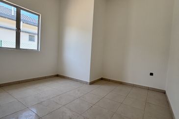 Pulau Indah ( Pulau Lumut )