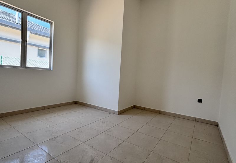 Pulau Indah ( Pulau Lumut )