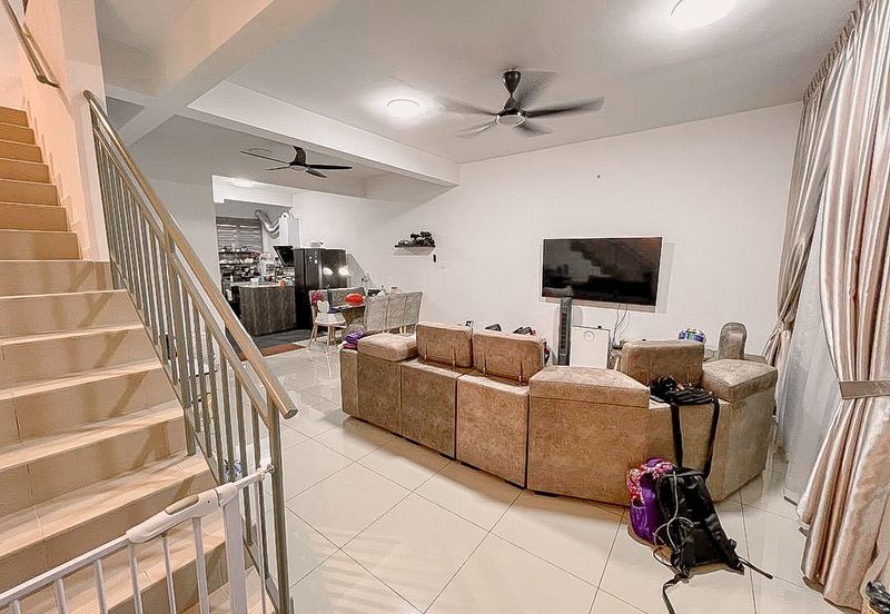 Bandar Mahkota Banting (Brooklands)