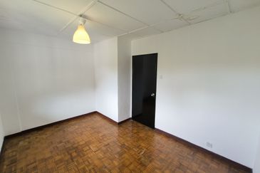 Pangsapuri Kiambang, Bukit Subang