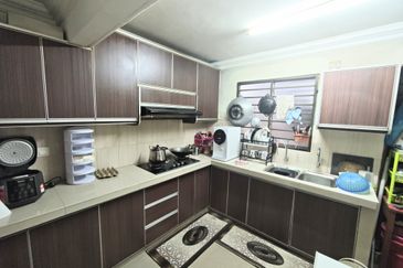 Bandar Menjalara (Desa Seri Mahkota)