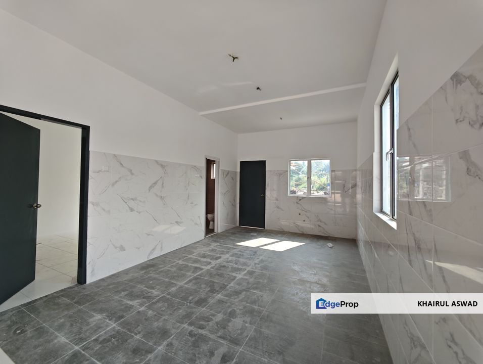 Kampung Melayu Subang, Subang, Selangor Rumah Teres 2 Tingkat di Taman Elmina, for sale. , Selangor, Subang