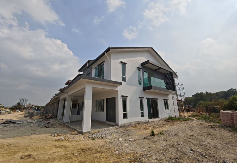 Kampung Melayu Subang