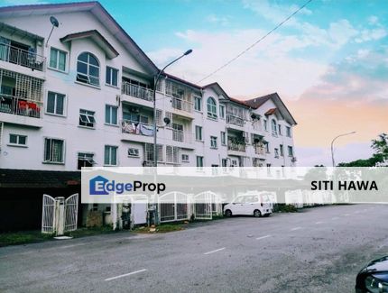 Townhouse Taman Sungai Besi Indah Seri Kembangan, Selangor, Seri Kembangan