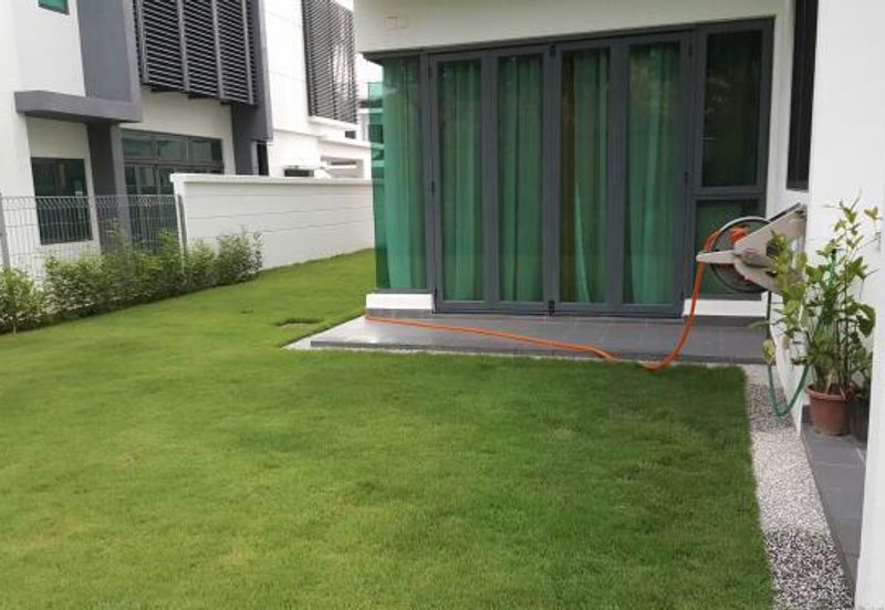 3 Storey Bungalow With Lift Sejati Residences Cyber 9 Cyberjaya For Sale 