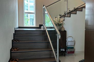 3 Storey Bungalow The Ridgewood Desa Parkcity Kuala Lumpur For Sale