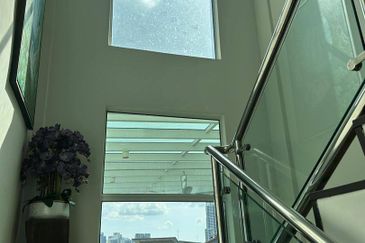 3 Storey Bungalow The Ridgewood Desa Parkcity Kuala Lumpur For Sale