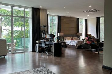 3 Storey Bungalow The Ridgewood Desa Parkcity Kuala Lumpur For Sale