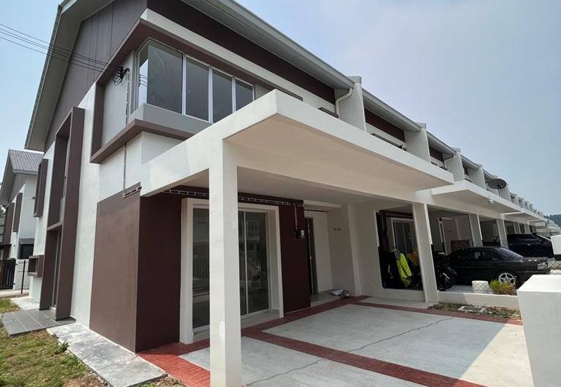 Bandar Baru Salak Tinggi