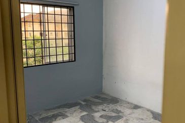 Astana Alam Apartment