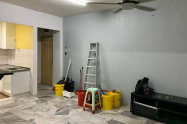 Astana Alam Apartment