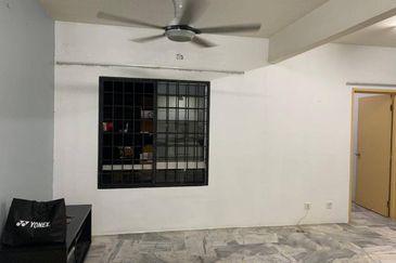 Astana Alam Apartment