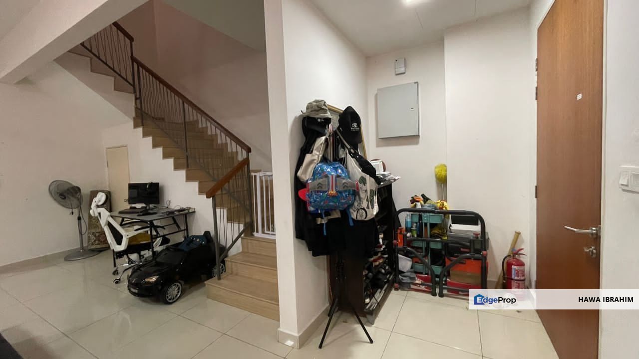 Double Storey Terrace Laurel Laman View Cyberjaya For Sale, Selangor, Cyberjaya