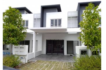 Casa Green @ Cybersouth