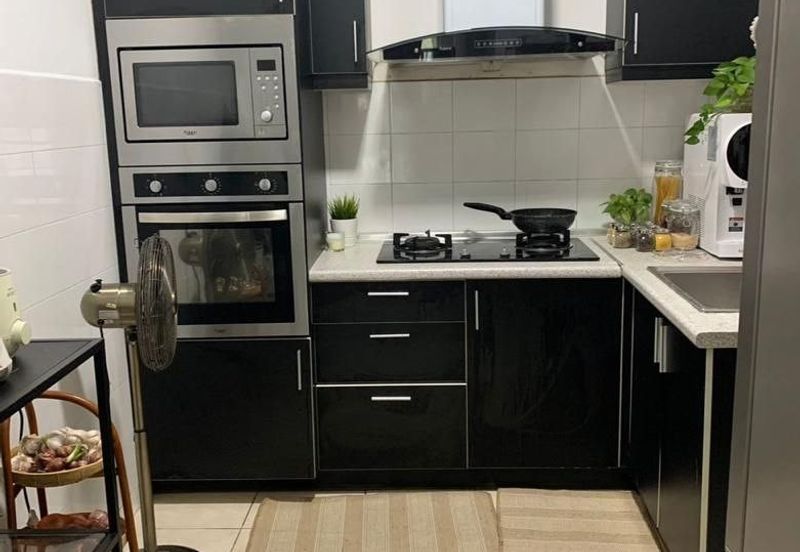 Perdana View Condominium