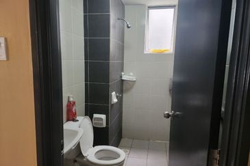 Puncak Hijauan (Hijauan Heights)