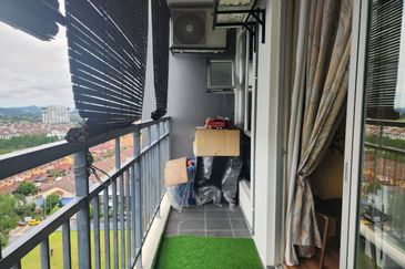 Puncak Hijauan (Hijauan Heights)