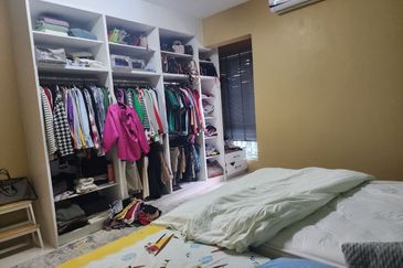 Puncak Hijauan (Hijauan Heights)