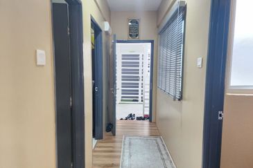 Puncak Hijauan (Hijauan Heights)