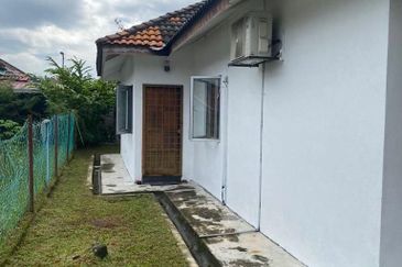 Taman Tasik Semenyih (Lake Residence)