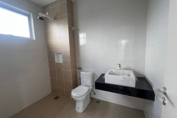 Abadi @ Bandar Ainsdale